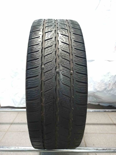 Шины Continental VancoWinter 2 205/65 R16C 107/105T б/у 5