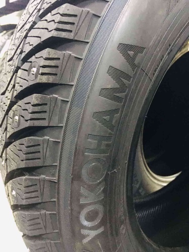 Шины Yokohama ice GUARD IG65 215/60 R16 99T