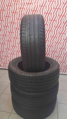 Шины Bridgestone Turanza T001 215/55 R17 -- б/у 5.5