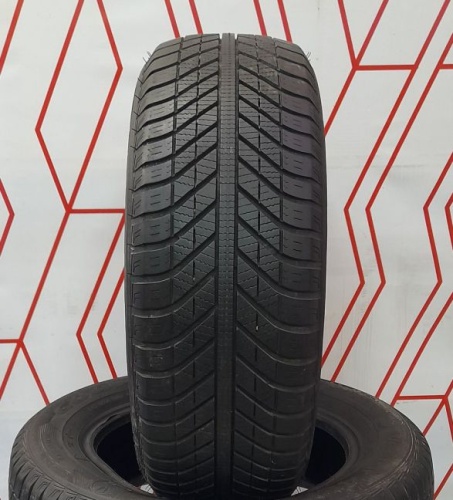 Шины Goodyear Vector 4Seasons 215/60 R16 -- б/у 5