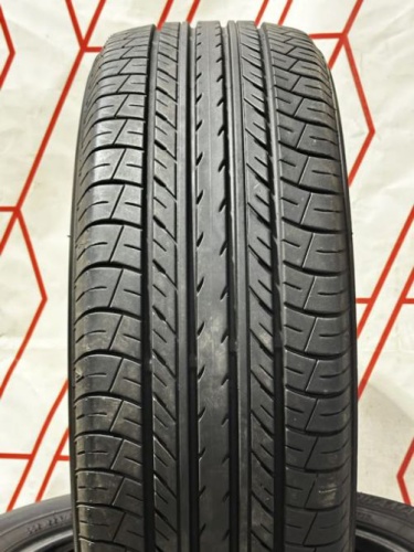 Шины Yokohama BluEarth E70 225/55 R18 -- б/у 5.5