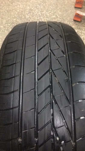 Шины Goodyear Excellence 215/60 R16 -- б/у 6